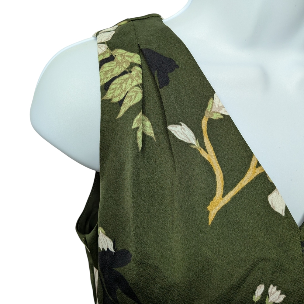 Banana Republic Petite Floral Dress In Forest Green - Picture 3 of 7